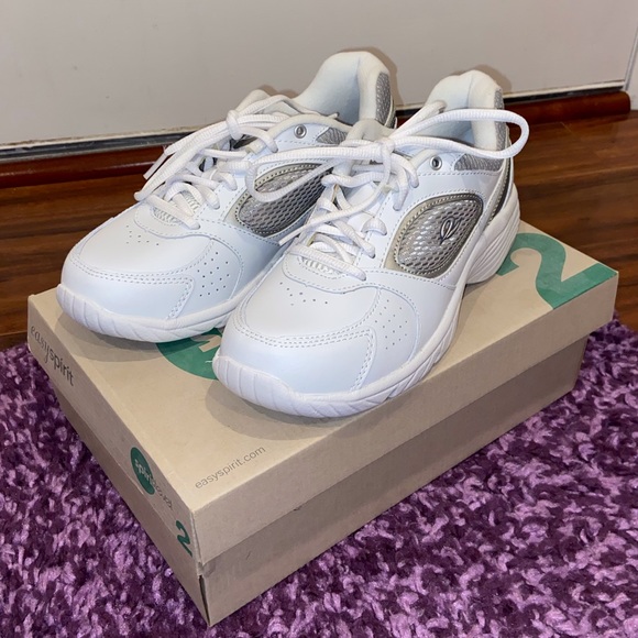 Easy Spirit Women’s Sneakers - Picture 3 of 4